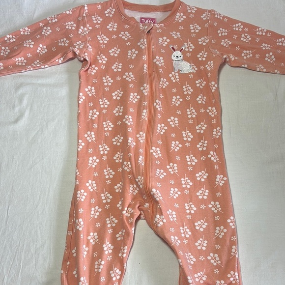 Tuffy - Peach Baby Onesie with Floral Pattern and embroidered bunny - Picture 3 of 5